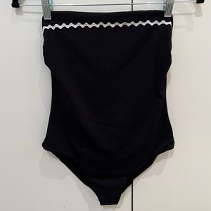 Marysia One Piece Strapless Black Bathing Suit with White Trimming Size Small